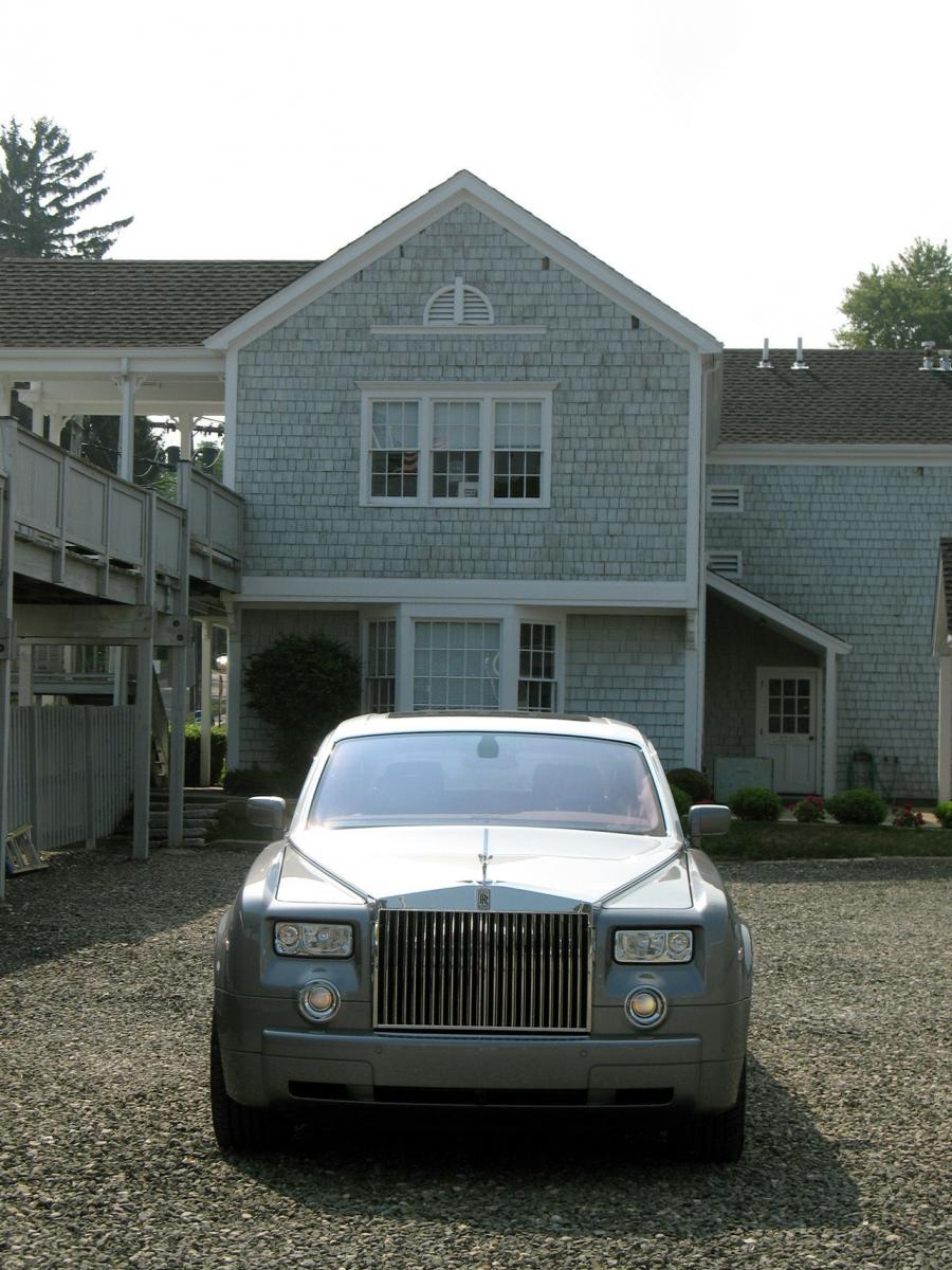  Rolls-Royce Phantom 2007 года  (фото 31 из 102)